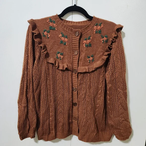 Cottagecore Floral Embroidered Cardigan - Picture 1 of 7